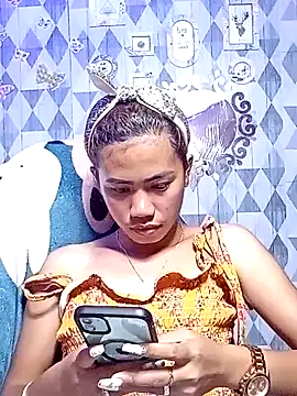 Snapshot of Cutie_body11 chatting on January 27, 1:48 am Cutie body11 online show from January 27, 1:48 am