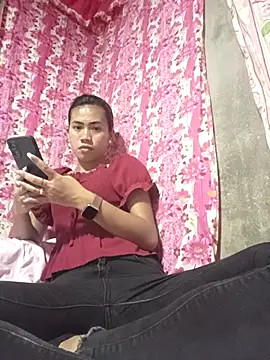 Snapshot of Cutie_body11 chatting on February 26, 1:08 pm Cutie body11 online show from February 26, 1:08 pm