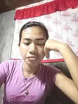 Snapshot of Cutie_body11 chatting on March 3, 5:20 am Cutie body11 online show from March 3, 5:20 am