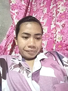 Snapshot of Cutie_body11 chatting on March 4, 12:07 am Cutie body11 online show from March 4, 12:07 am