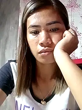 Snapshot of Cutie_body11 chatting on March 18, 5:41 am Cutie body11 online show from March 18, 5:41 am