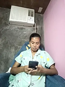 Snapshot of Cutie_body11 chatting on October 6, 1:36 am Cutie body11 online show from October 6, 1:36 am