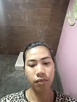 Snapshot of Cutie_body11 chatting on October 8, 10:29 pm Cutie body11 online show from October 8, 10:29 pm