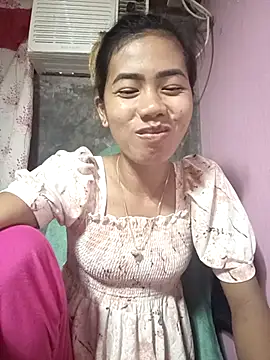 Snapshot of Cutie_body11 chatting on October 18, 2:03 am Cutie body11 online show from October 18, 2:03 am