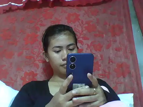 Cutie body11 online show from November 1, 12:01 am