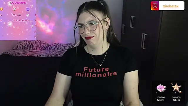 xxbbtaa online show from February 13, 4:54 am