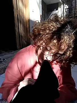 Snapshot of EmmaMelissa0521 chatting on January 19, 9:13 pm EmmaMelissa0521 online show from January 19, 9:13 pm