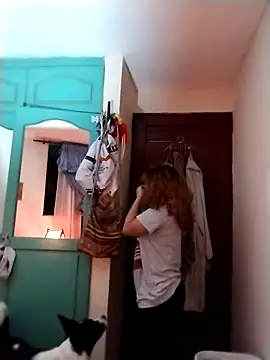 Snapshot of EmmaMelissa0521 chatting on November 28, 11:29 pm EmmaMelissa0521 online show from November 28, 11:29 pm