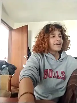 EmmaMelissa0521 online show from March 17, 6:55 pm