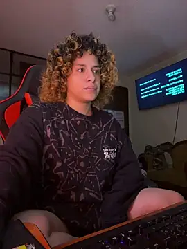 EmmaMelissa0521 online show from April 23, 12:12 am