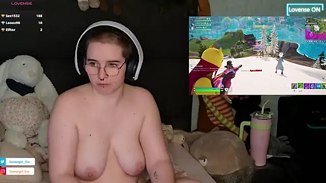 GamerGirl Eve online show from March 6, 10:04 pm