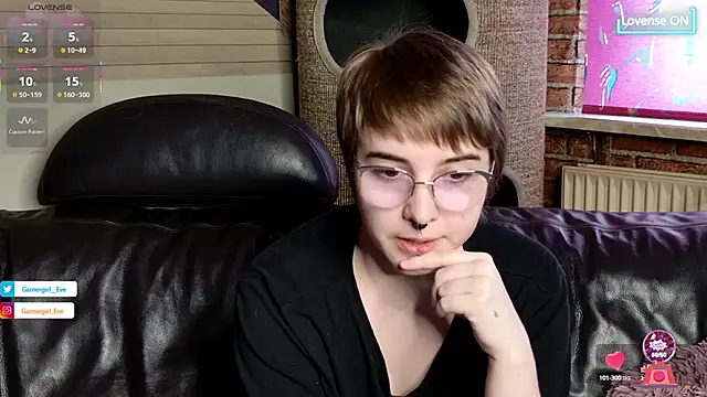 GamerGirl Eve online show from September 24, 3:59 pm