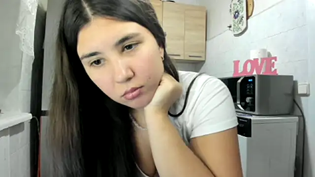 Snapshot of MiaMarrone chatting on November 26, 4:19 pm MiaMarrone online show from November 26, 4:19 pm