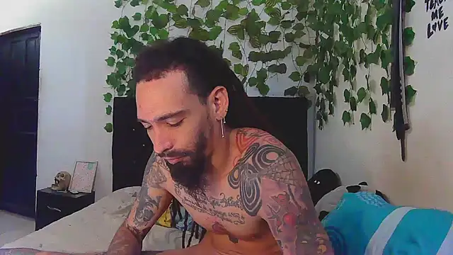 caribbeanlover1 online show from January 15, 2:32 pm