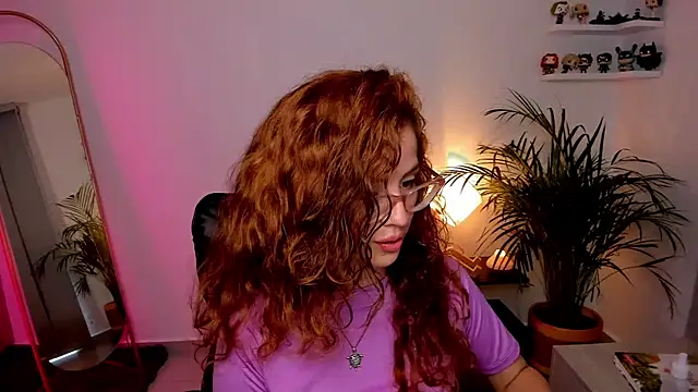 Snapshot of Cassandra_Caiin chatting on February 2, 9:45 pm Cassandra Caiin online show from February 2, 9:45 pm