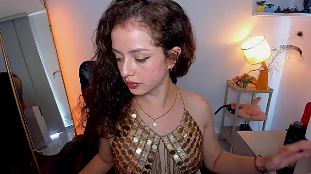 Snapshot of Cassandra_Caiin chatting on October 25, 6:24 pm Cassandra Caiin online show from October 25, 6:24 pm