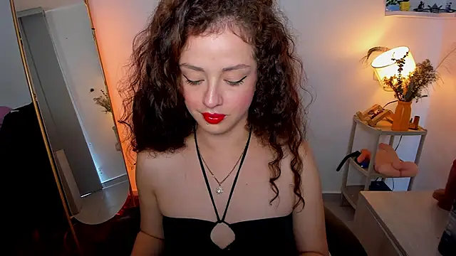 Snapshot of Cassandra_Caiin chatting on November 25, 4:18 pm Cassandra Caiin online show from November 25, 4:18 pm