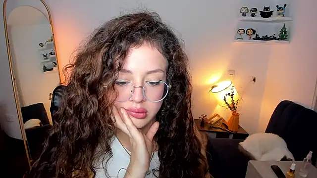 Cassandra Caiin online show from February 28, 4:46 am