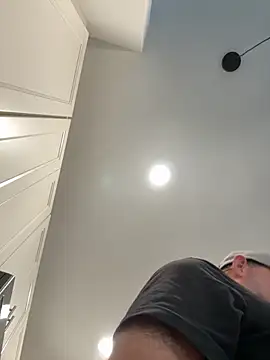 smokeymt420 online show from September 9, 9:03 pm