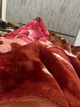 Snapshot of bigshow112 chatting on December 5, 8:22 pm bigshow112 online show from December 5, 8:22 pm