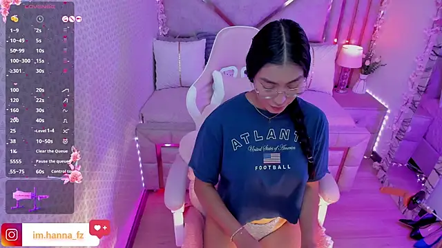 Snapshot of shanon- chatting on March 19, 9:58 pm shanon- online show from March 19, 9:58 pm