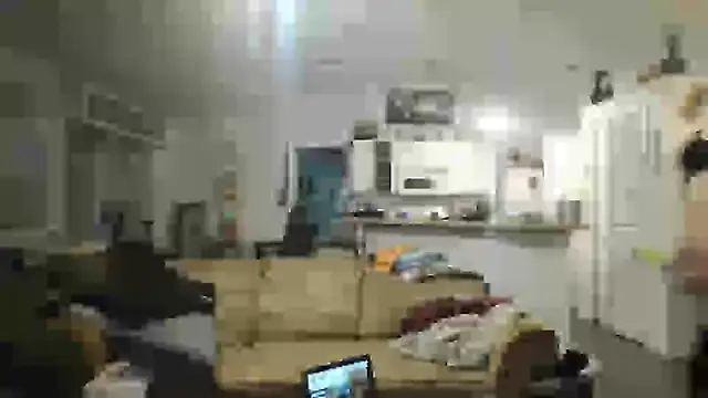 Snapshot of Yankeedave420 chatting on January 11, 10:51 pm Yankeedave420 online show from January 11, 10:51 pm