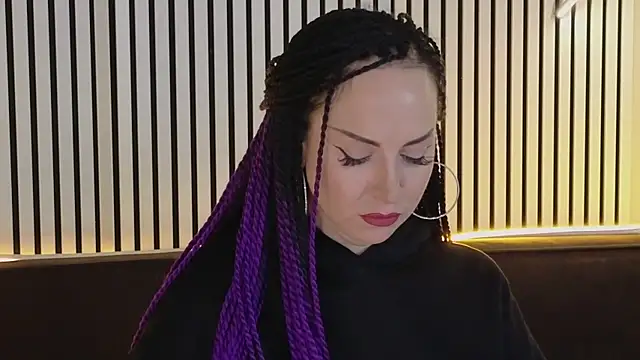 Snapshot of lily_conor chatting on March 18, 5:52 am lily conor online show from March 18, 5:52 am