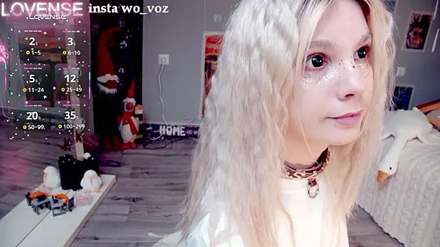 Careful i bite online show from February 3, 6:40 am