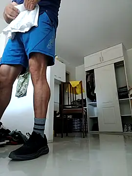 chicoguapo8 online show from April 25, 7:11 pm