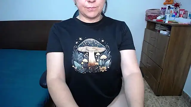 Snapshot of alexa_milsf chatting on June 5, 1:34 am alexa milsf online show from June 5, 1:34 am