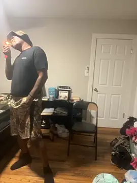 Snapshot of Makeyoucumallover chatting on September 28, 1:44 am Makeyoucumallover online show from September 28, 1:44 am