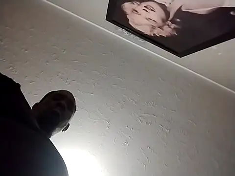 Snapshot of Makeyoucumallover chatting on December 2, 11:59 am Makeyoucumallover online show from December 2, 11:59 am