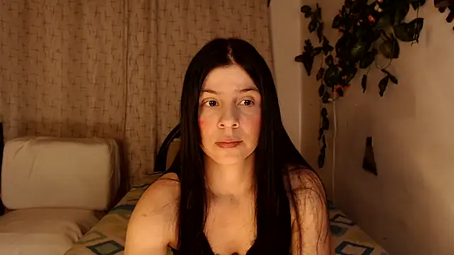 Estefani 32 online show from October 31, 3:35 pm