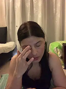 Estefani 32 online show from April 24, 2:52 pm