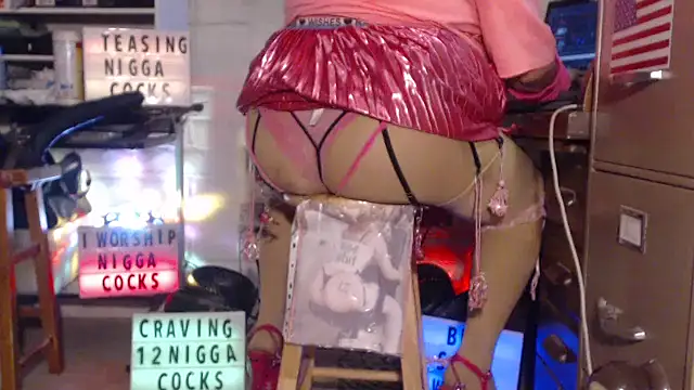 Snapshot of tgirljillforbbc chatting on September 28, 9:09 pm tgirljillforbbc online show from September 28, 9:09 pm