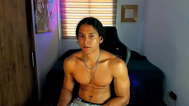 Liam V online show from February 10, 4:36 pm