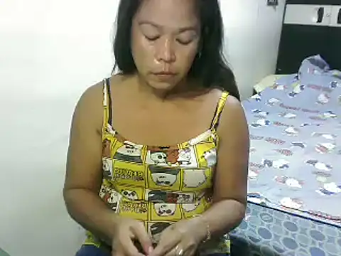 Snapshot of yummytitsxxx168 chatting on January 26, 4:20 am yummytitsxxx168 online show from January 26, 4:20 am