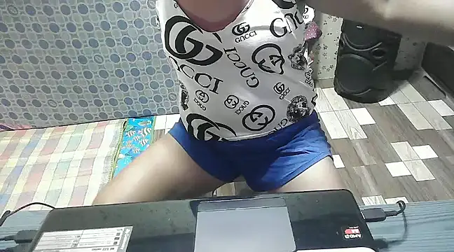 Snapshot of yummytitsxxx168 chatting on March 7, 7:08 am yummytitsxxx168 online show from March 7, 7:08 am