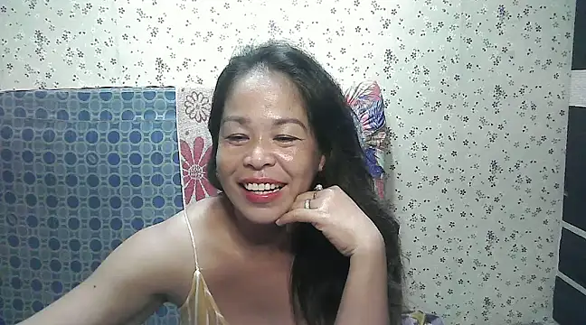 Snapshot of yummytitsxxx168 chatting on March 13, 6:58 am yummytitsxxx168 online show from March 13, 6:58 am