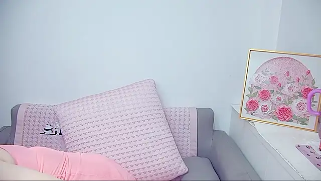 Snapshot of Giuliam chatting on September 11, 2:28 pm Giuliam online show from September 11, 2:28 pm