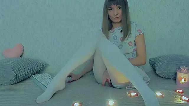 YourCaramel online show from February 16, 8:10 am