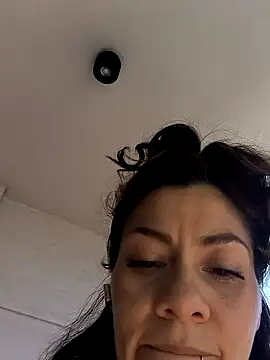 Snapshot of SamyJones9 chatting on October 3, 6:16 pm SamyJones9 online show from October 3, 6:16 pm