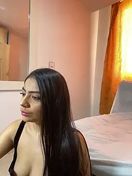 SusanRodriguez  online show from November 7, 7:58 pm