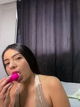 SusanRodriguez  online show from November 11, 8:42 pm