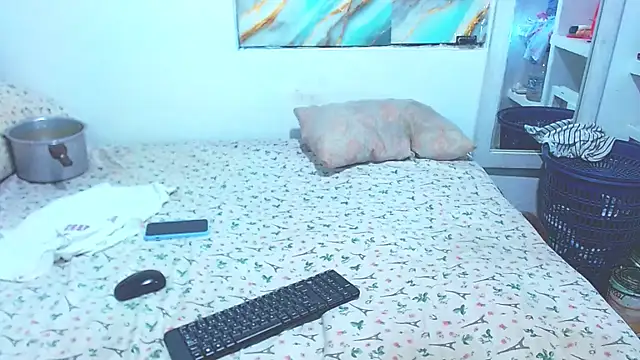 Snapshot of cositarrica_xxx chatting on June 4, 2:12 pm cositarrica xxx online show from June 4, 2:12 pm