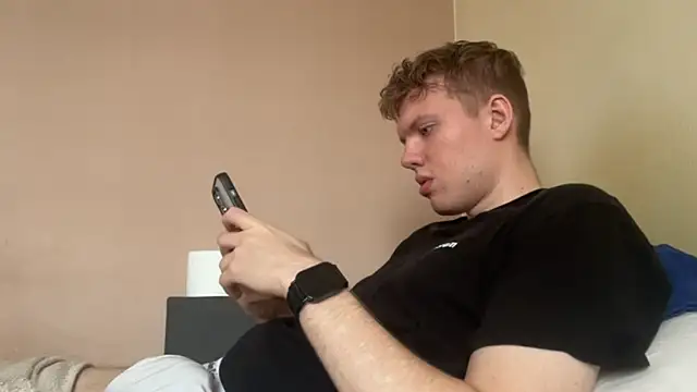 sexybooii6968 online show from October 3, 9:39 am