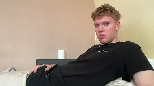 sexybooii6968 online show from October 21, 12:50 pm