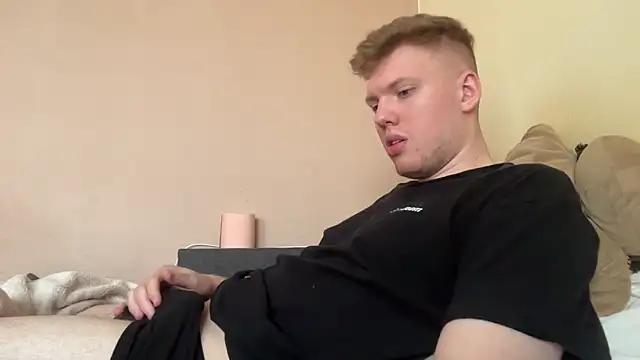 sexybooii6968 online show from April 28, 11:48 am