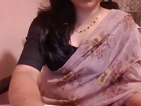 Pinky 4 online show from April 10, 3:17 pm