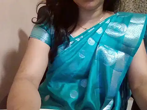Snapshot of Pinky_4 chatting on May 1, 2:21 pm Pinky 4 online show from May 1, 2:21 pm